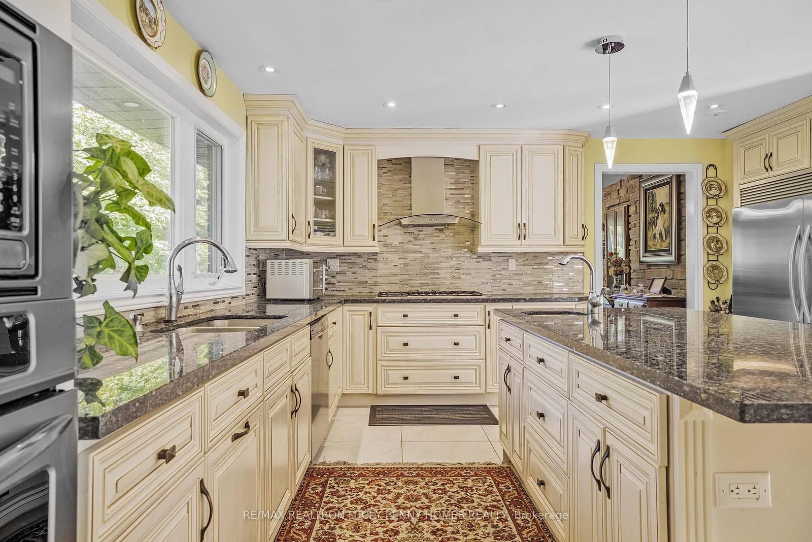 9799 Warden Avenue thumbnail 15