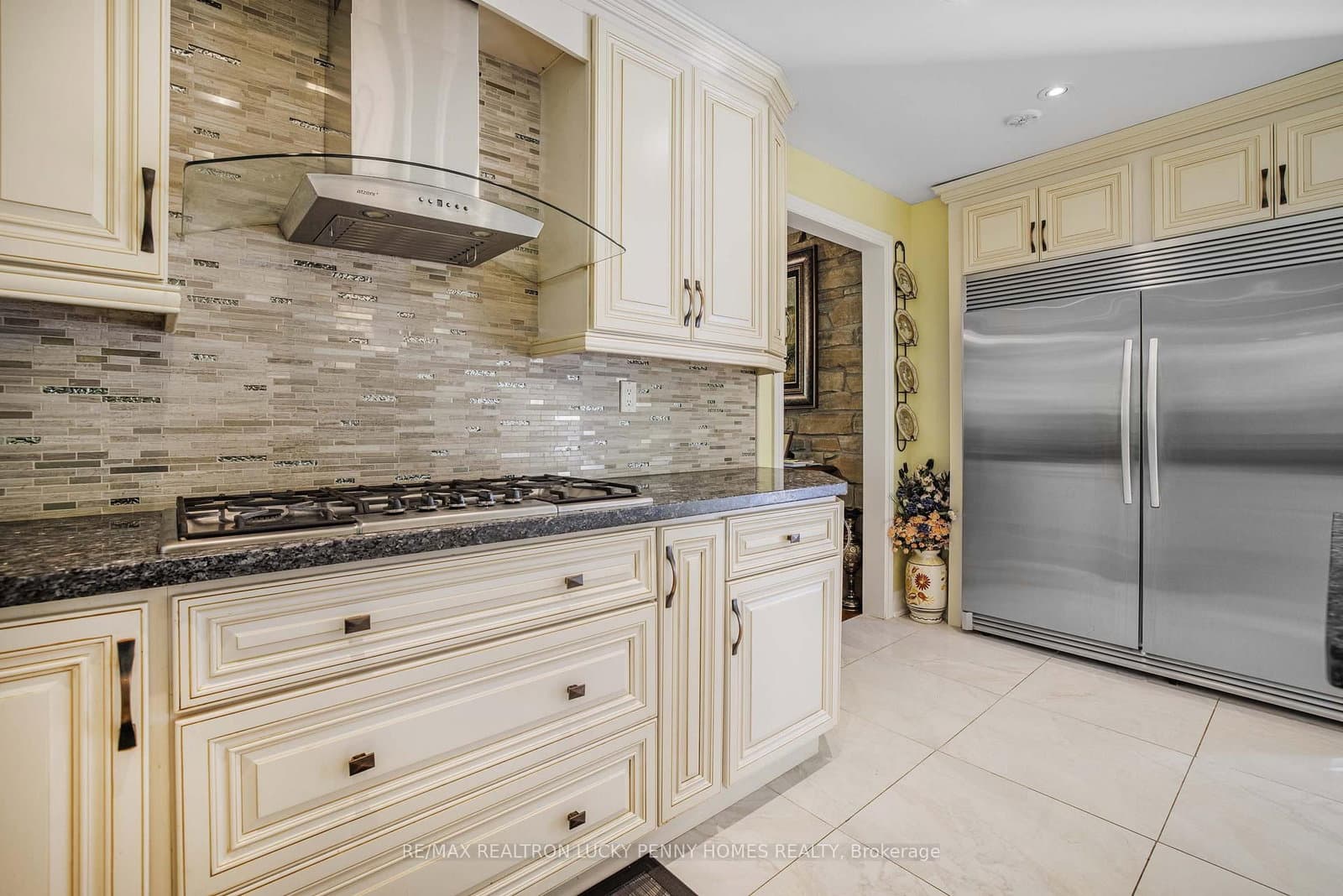 9799 Warden Avenue thumbnail 16