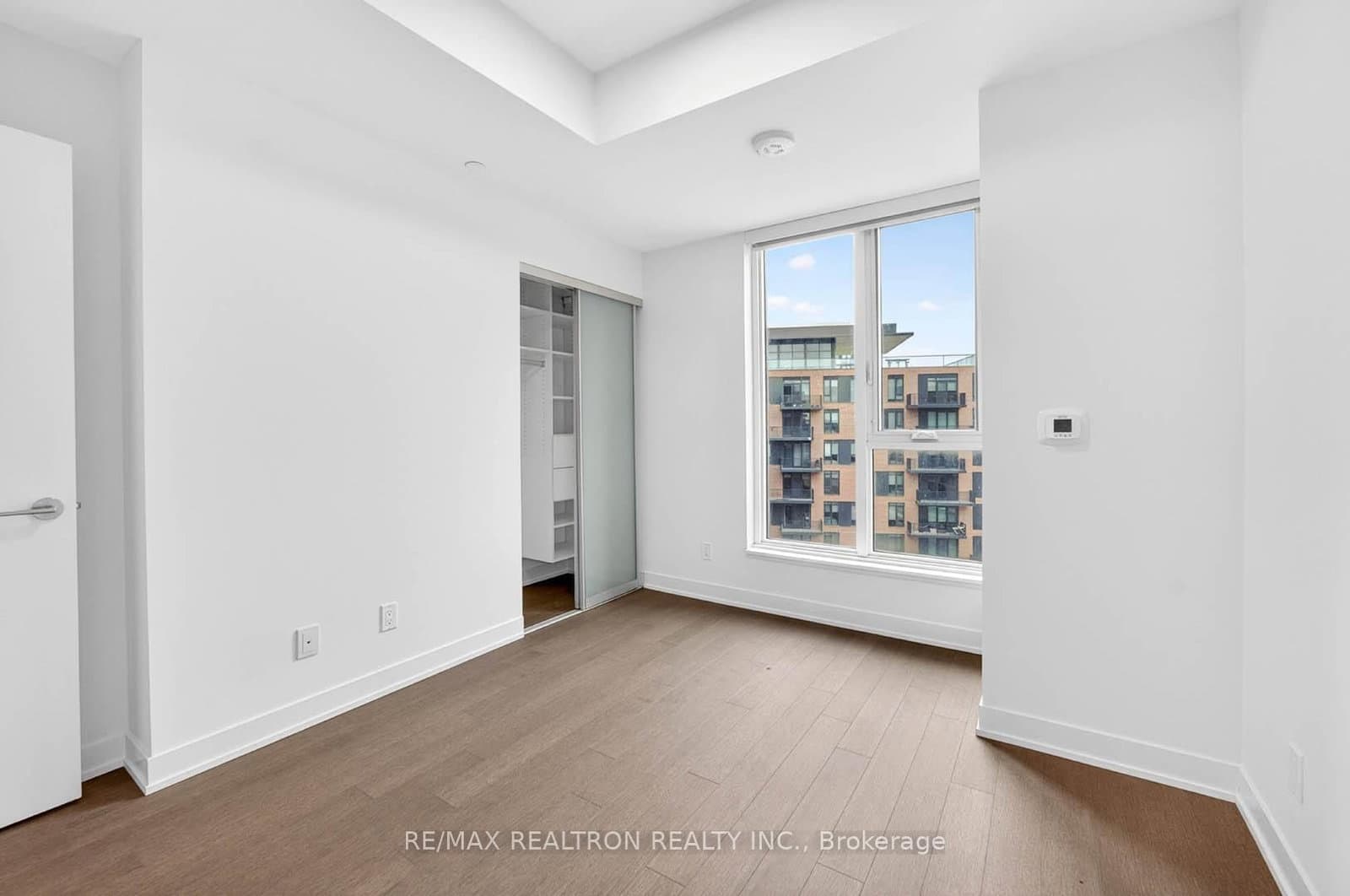 38 Simcoe Promenade, Unit C909 thumbnail 24