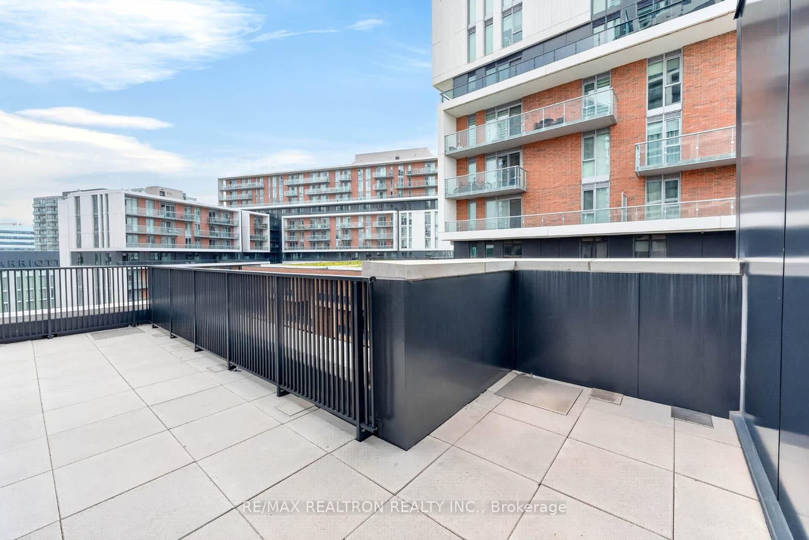 38 Simcoe Promenade, Unit C909 thumbnail 41