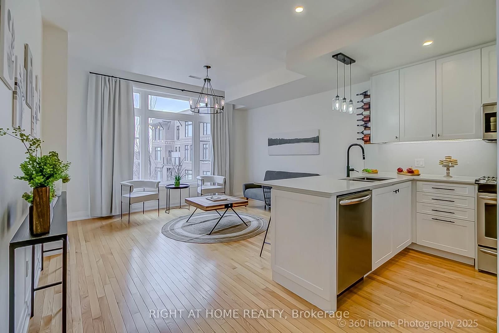 8169 Kipling Avenue, Unit 31 thumbnail 2