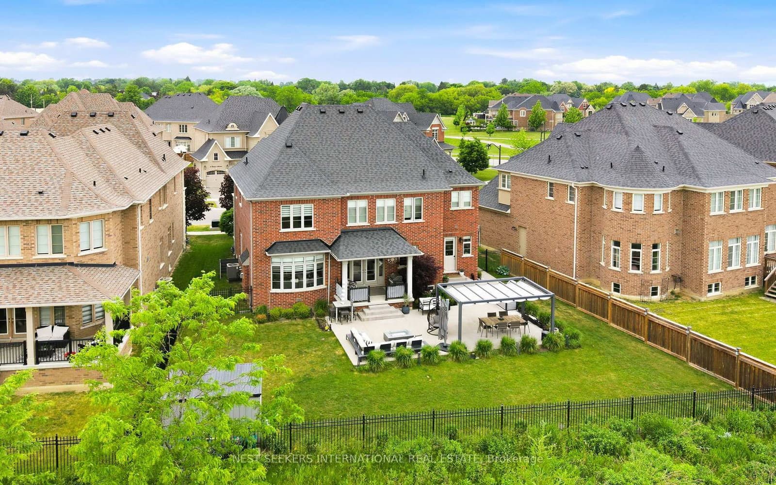 9 Larkin Avenue thumbnail 33