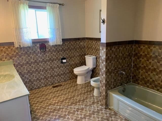 8408 Islington Avenue thumbnail 22