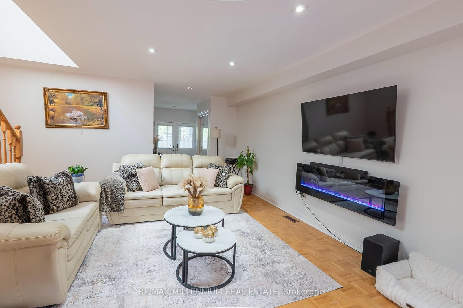 90 Ronan Crescent thumbnail 6