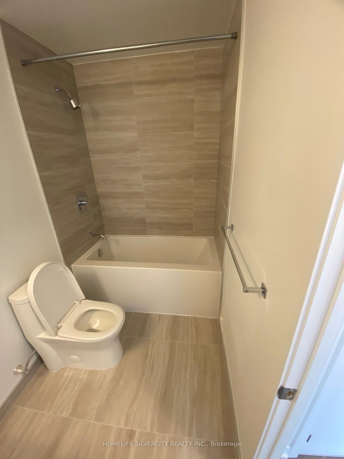 474 Caldari Road, Unit 313 thumbnail 4