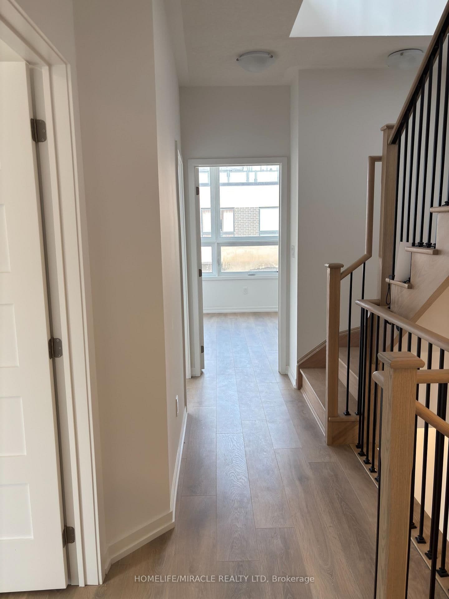 17 Lytham Green Circle, Unit 26 thumbnail 21