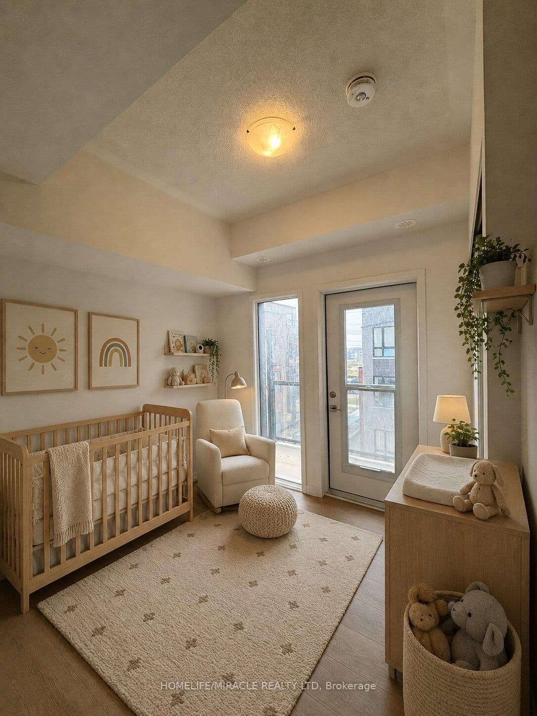 17 Lytham Green Circle, Unit 26 thumbnail 8