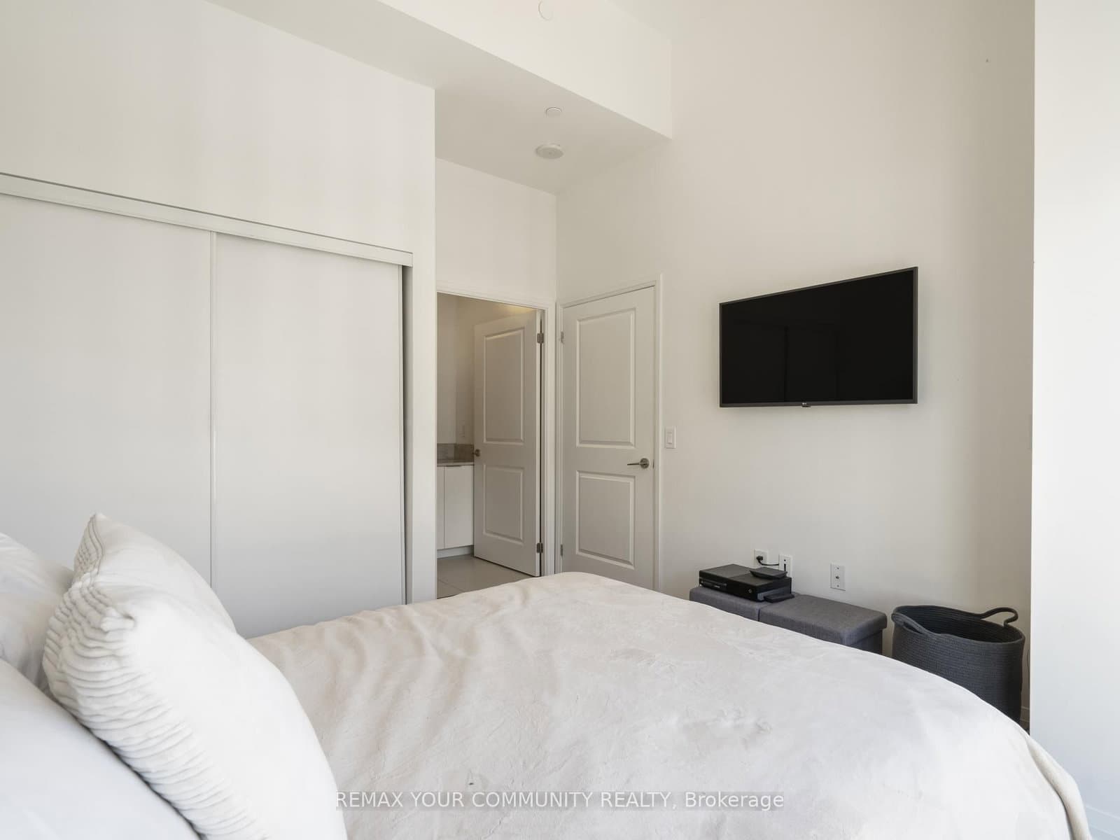 99 Eagle Rock Way, Unit 1012 thumbnail 19