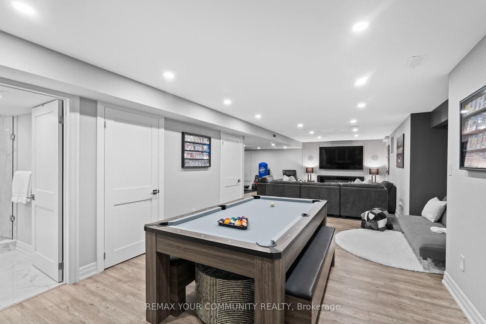 106 Forest Grove Court thumbnail 40