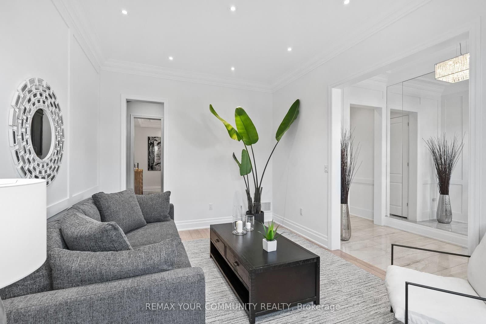 106 Forest Grove Court thumbnail 7