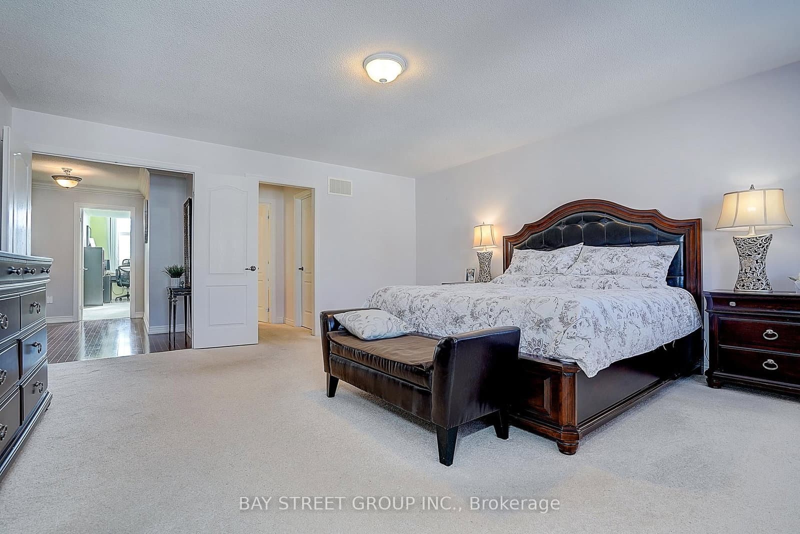 90 Gable Avenue thumbnail 25