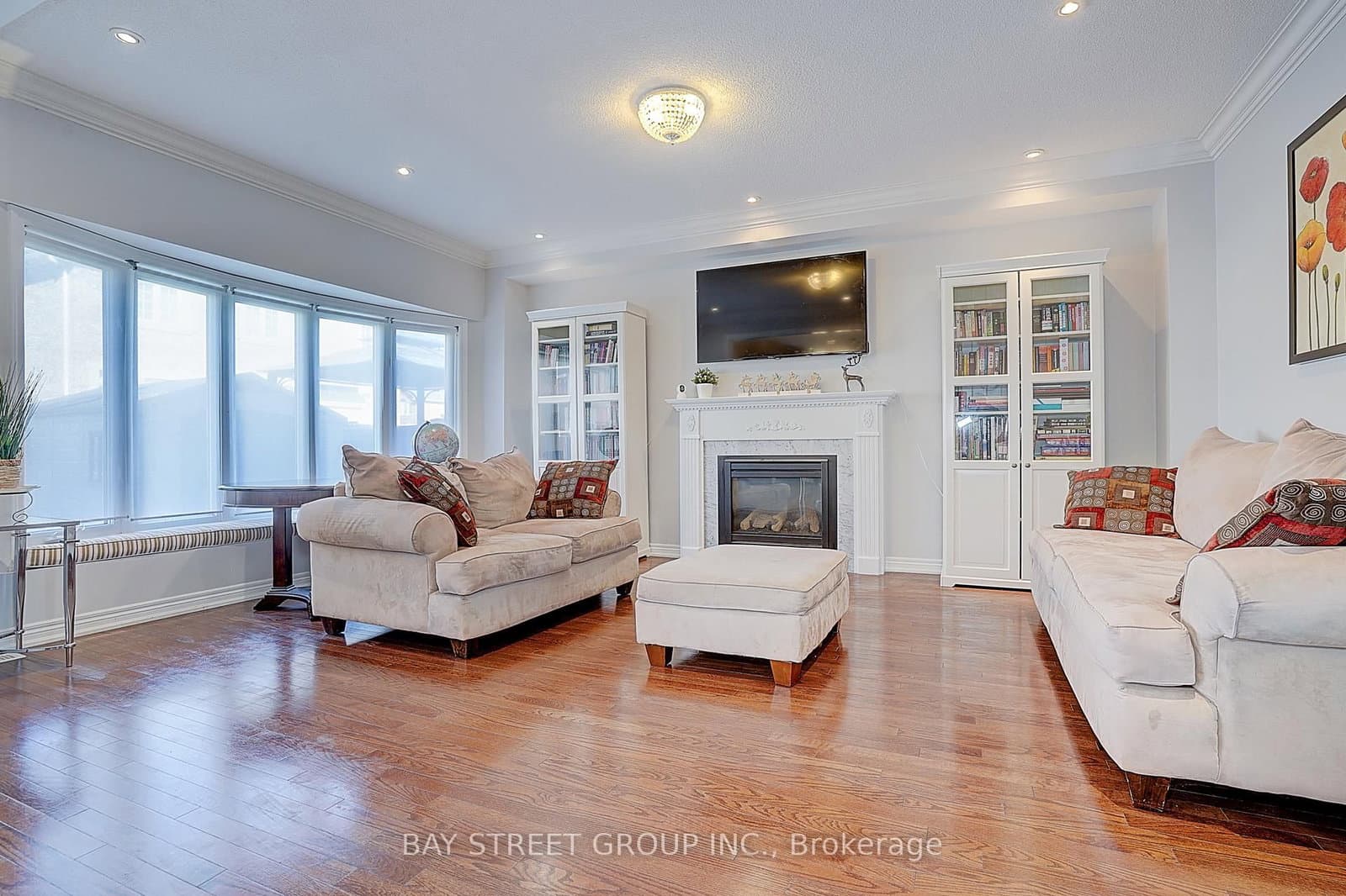 90 Gable Avenue thumbnail 8