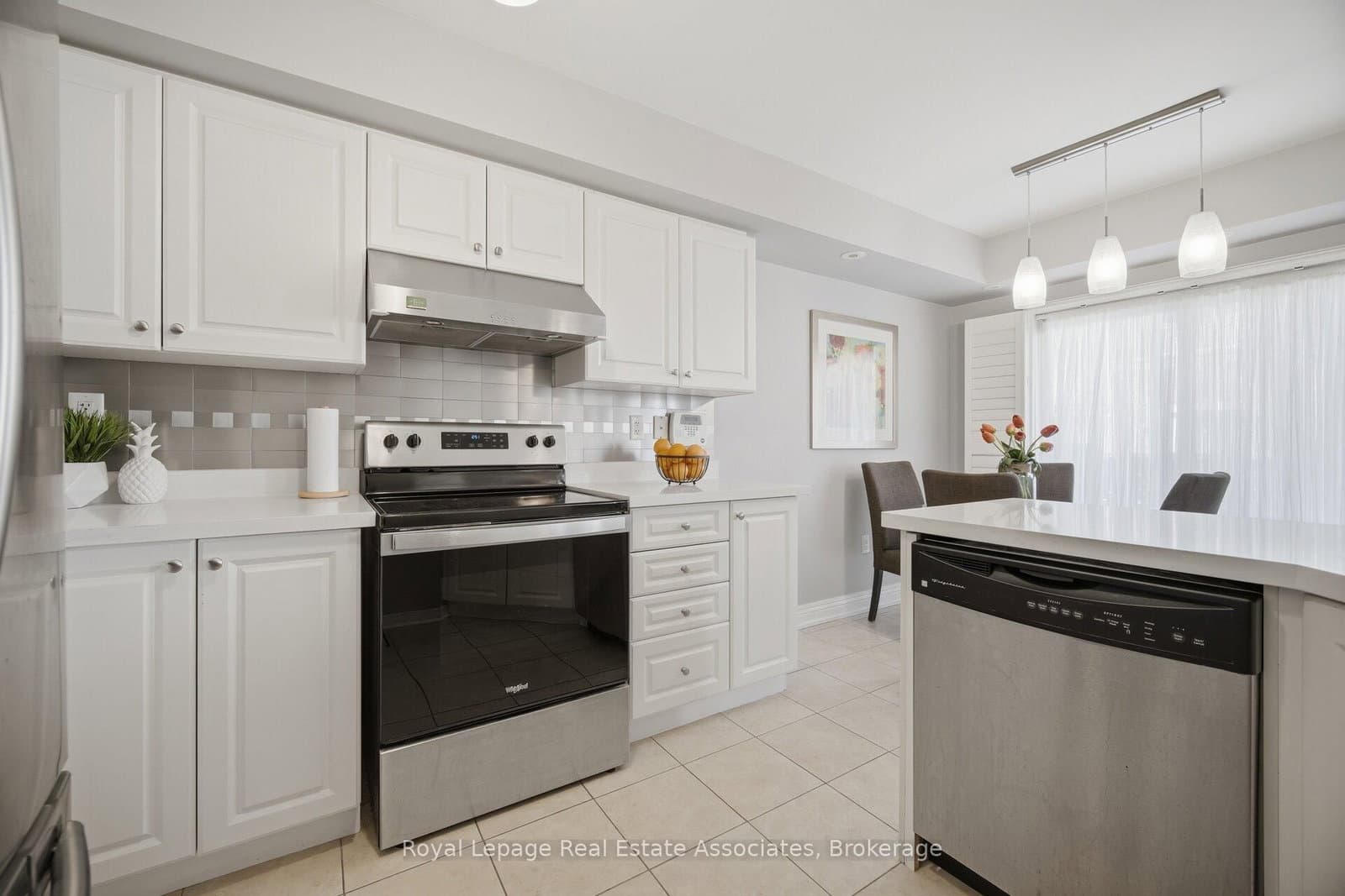 192 Louisbourg Way thumbnail 16