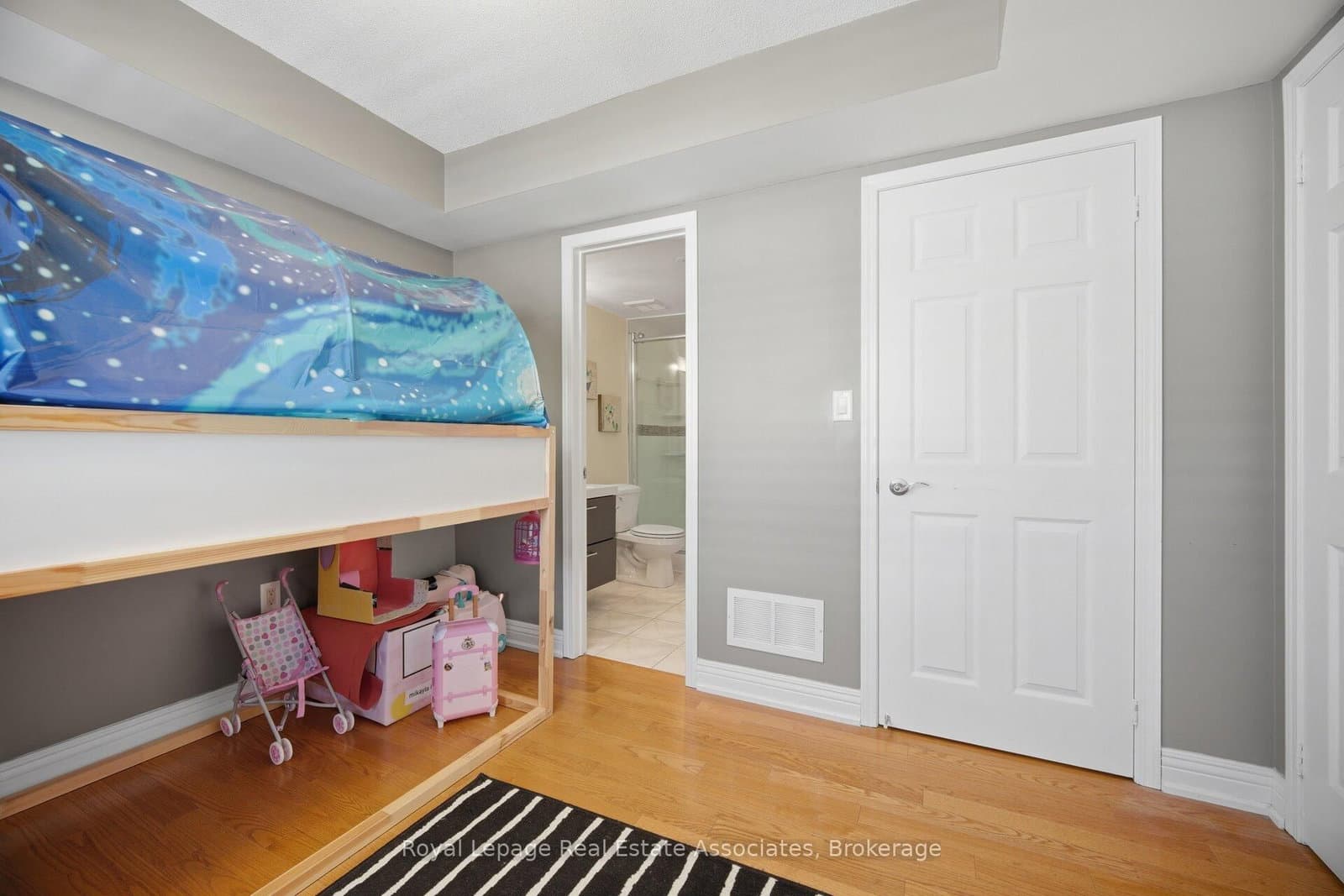 192 Louisbourg Way thumbnail 27