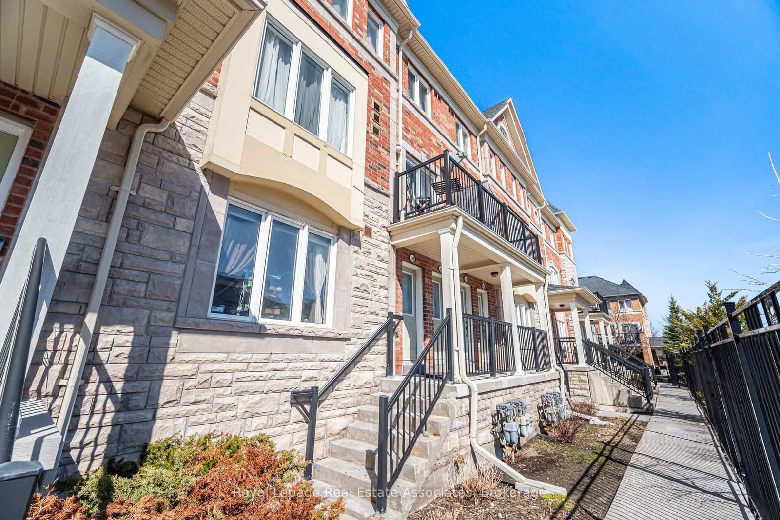 192 Louisbourg Way thumbnail 35