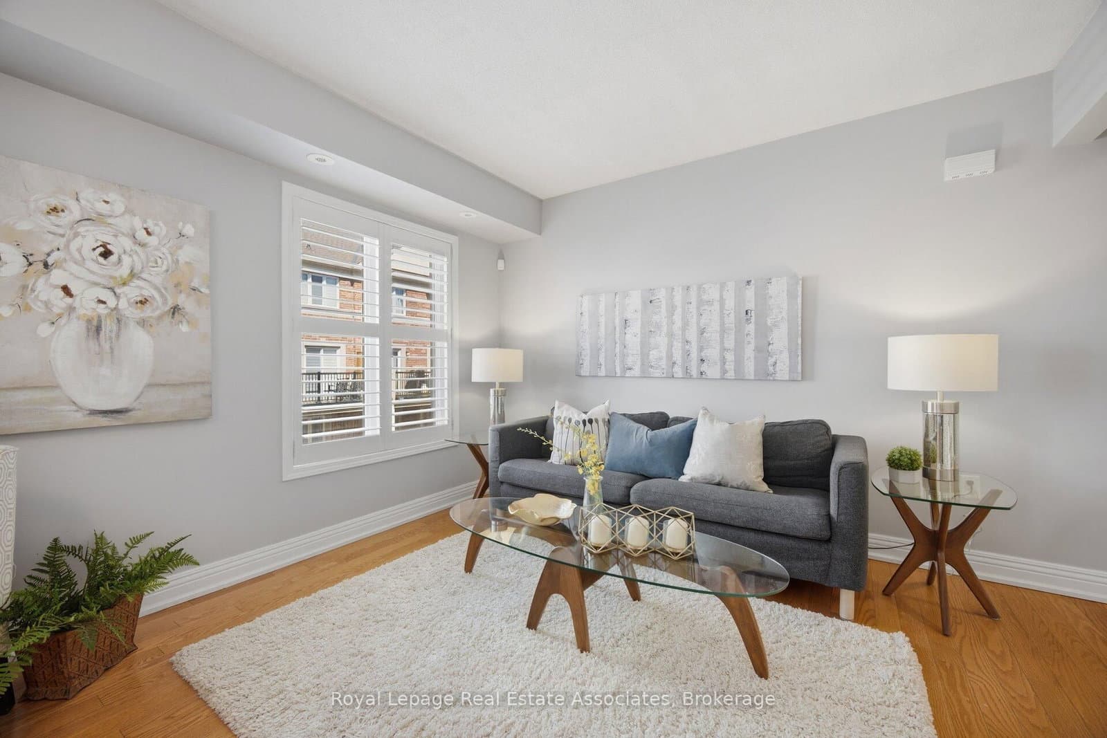 192 Louisbourg Way thumbnail 4