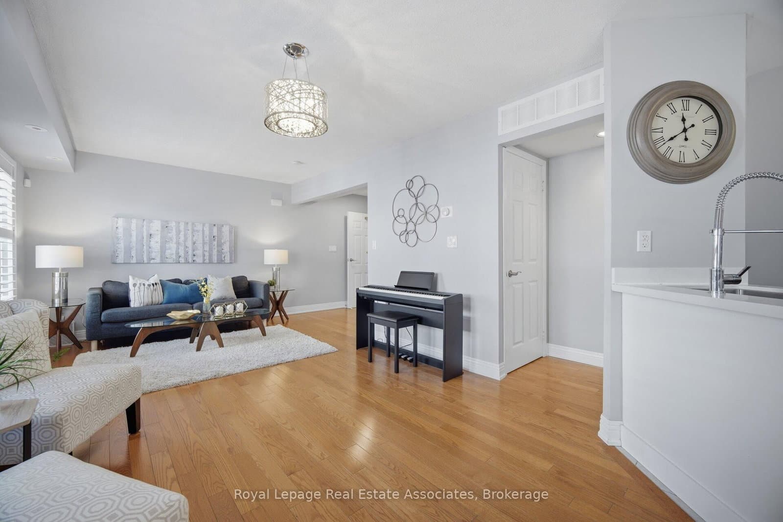 192 Louisbourg Way thumbnail 7