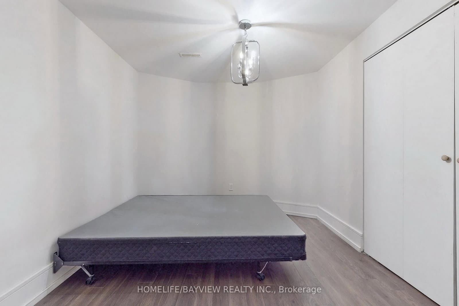 72 Lensmith Drive, Unit Bsmnt thumbnail 14