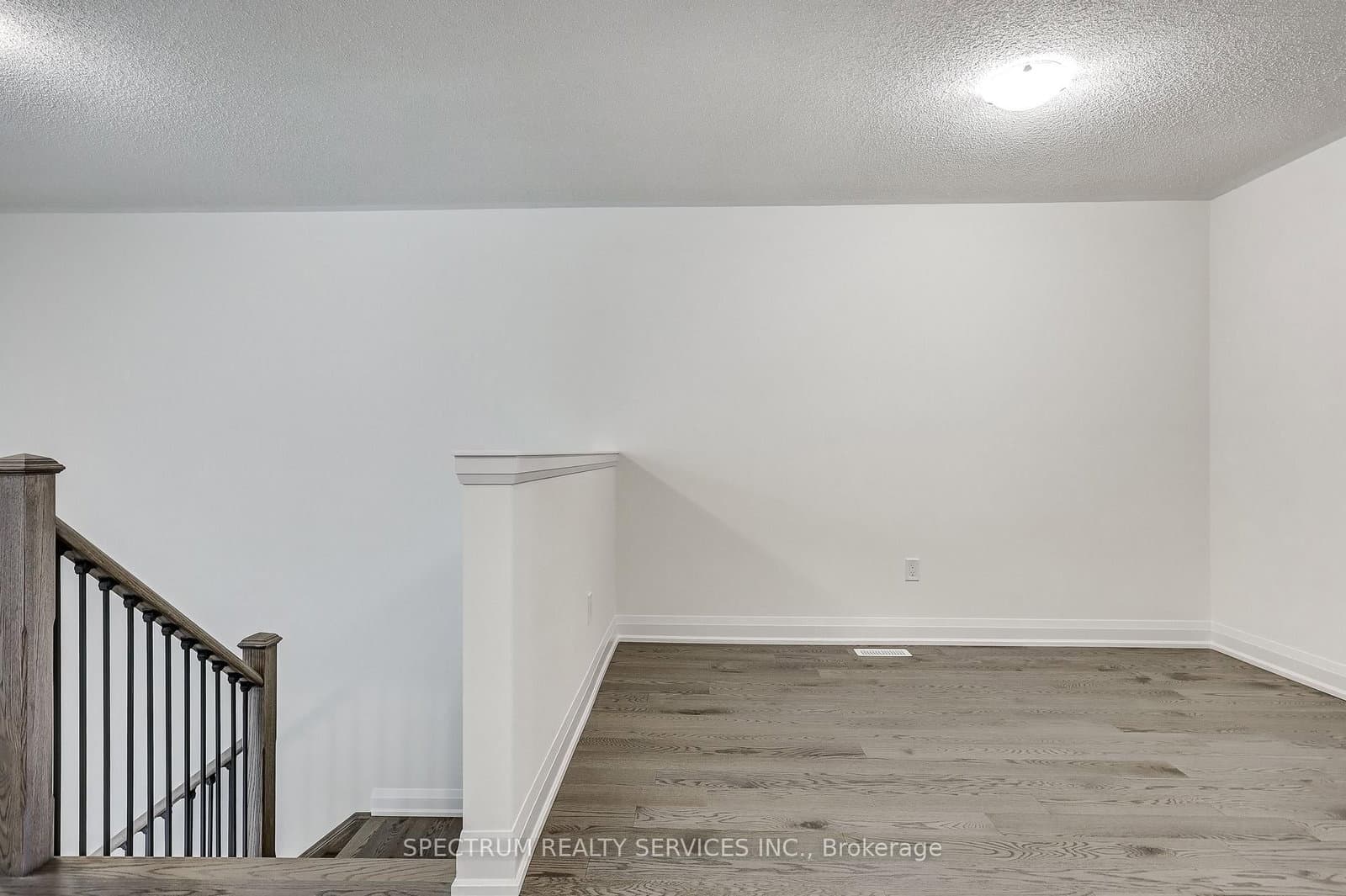 72 Adario Crescent thumbnail 23