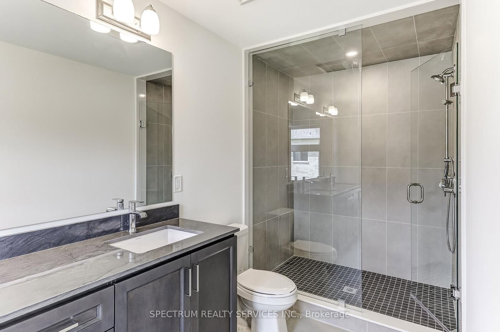 103 Adario Crescent thumbnail 37