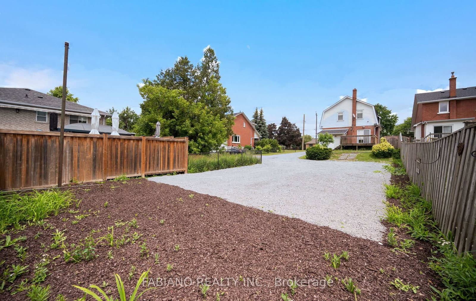 7872 - 7876 Kipling Avenue thumbnail 37