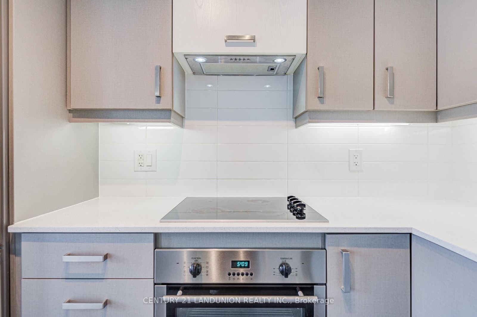 18 Uptown Drive, Unit 808 thumbnail 12