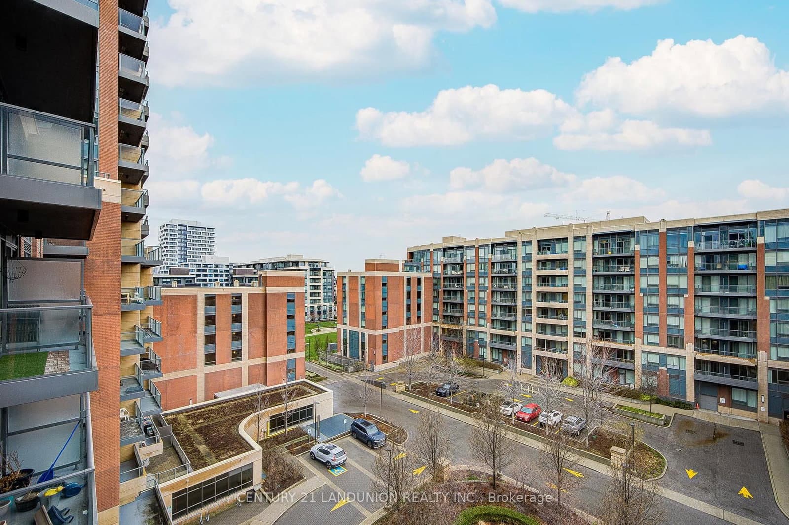 18 Uptown Drive, Unit 808 thumbnail 23