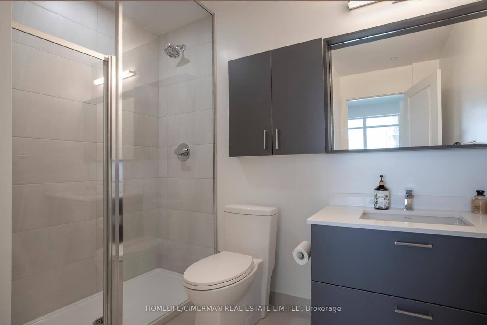 30 Upper Mall Way, Unit Suite A - 2008 thumbnail 29
