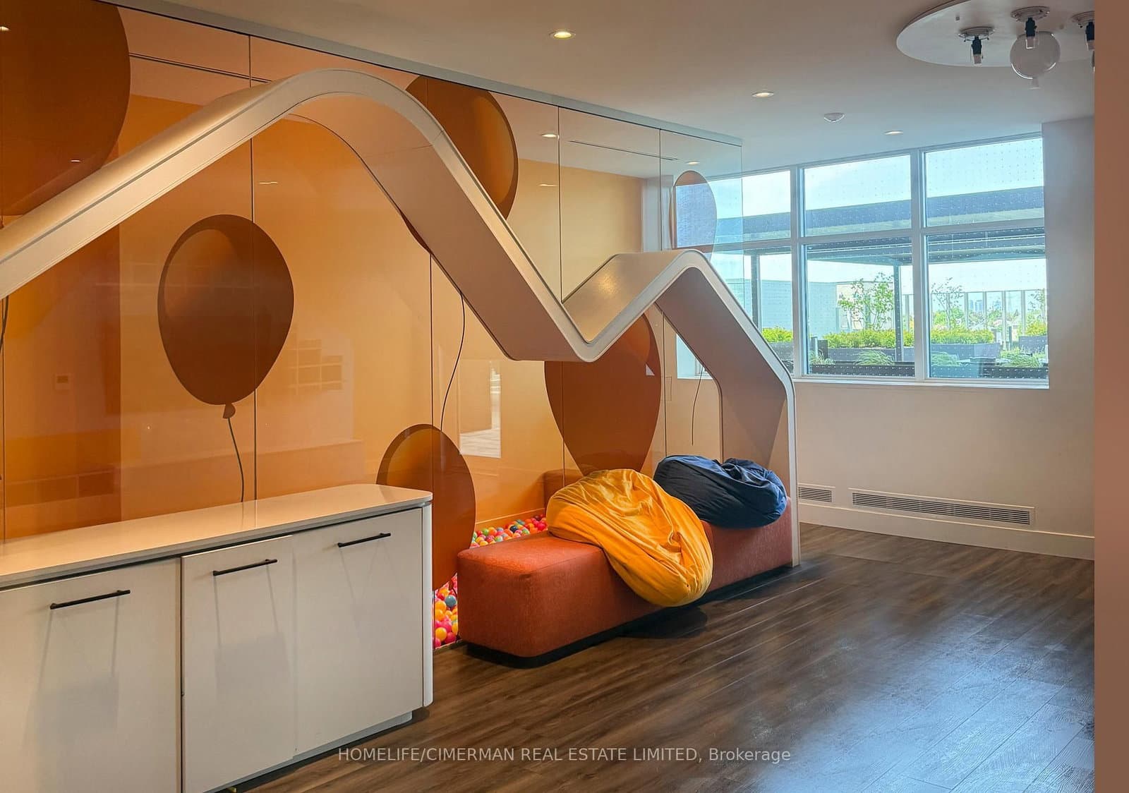 30 Upper Mall Way, Unit Suite A - 2008 thumbnail 48