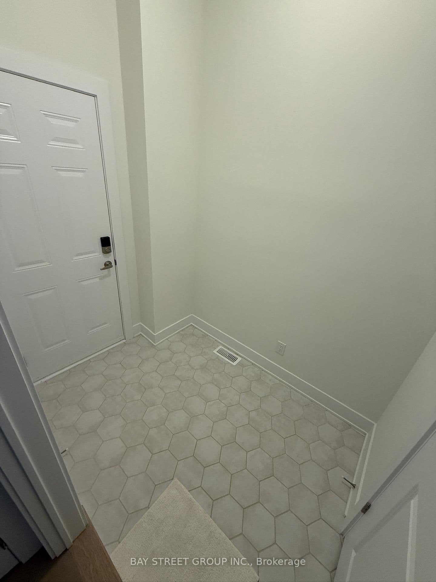 34 Nanhai Avenue thumbnail 34
