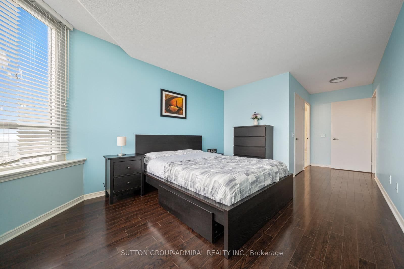 81 Townsgate Drive, Unit 1103 thumbnail 18