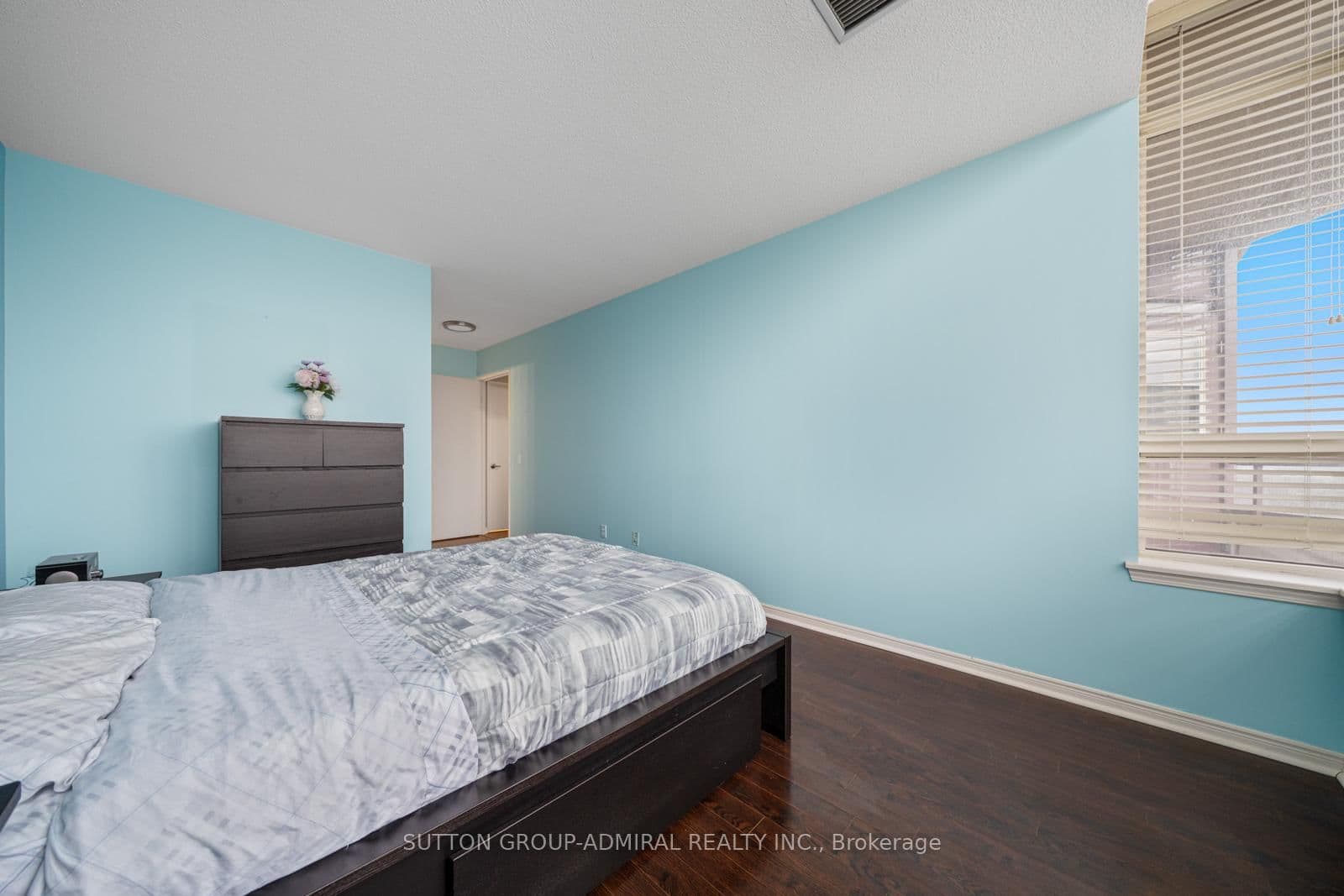 81 Townsgate Drive, Unit 1103 thumbnail 20