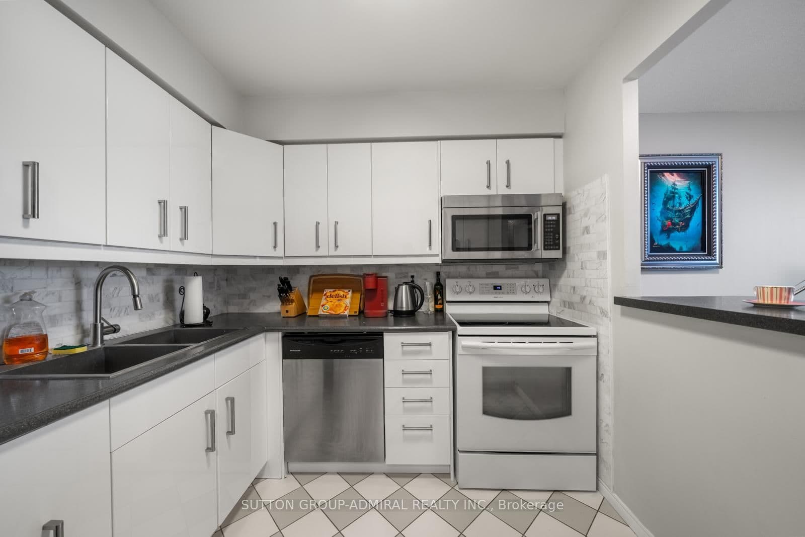 81 Townsgate Drive, Unit 1103 thumbnail 4