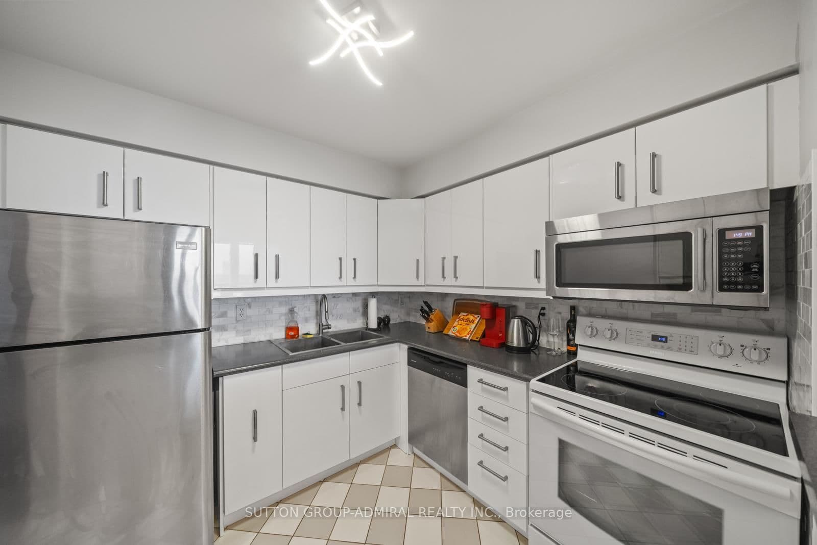 81 Townsgate Drive, Unit 1103 thumbnail 6