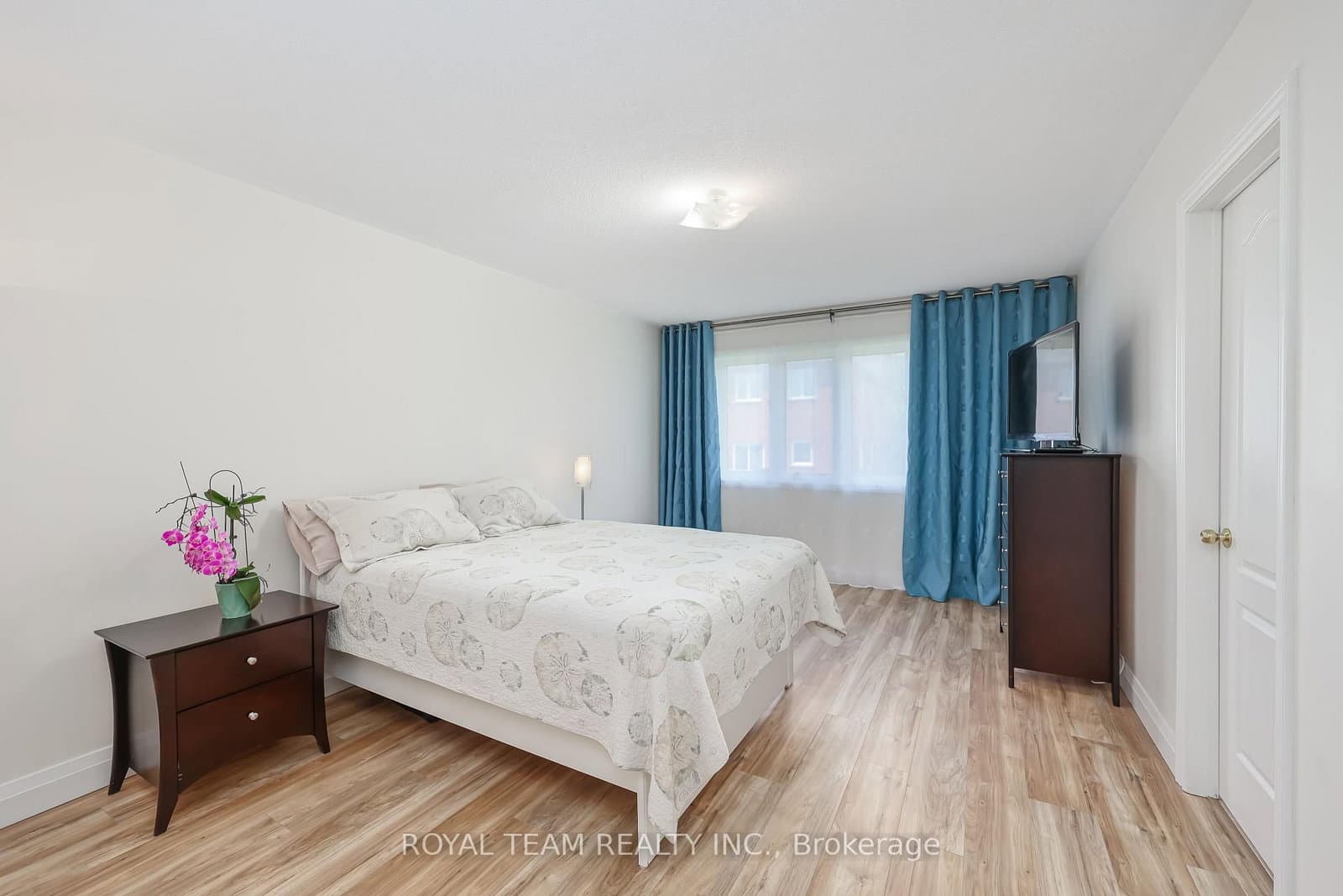 12 Spring Arbour Road thumbnail 16