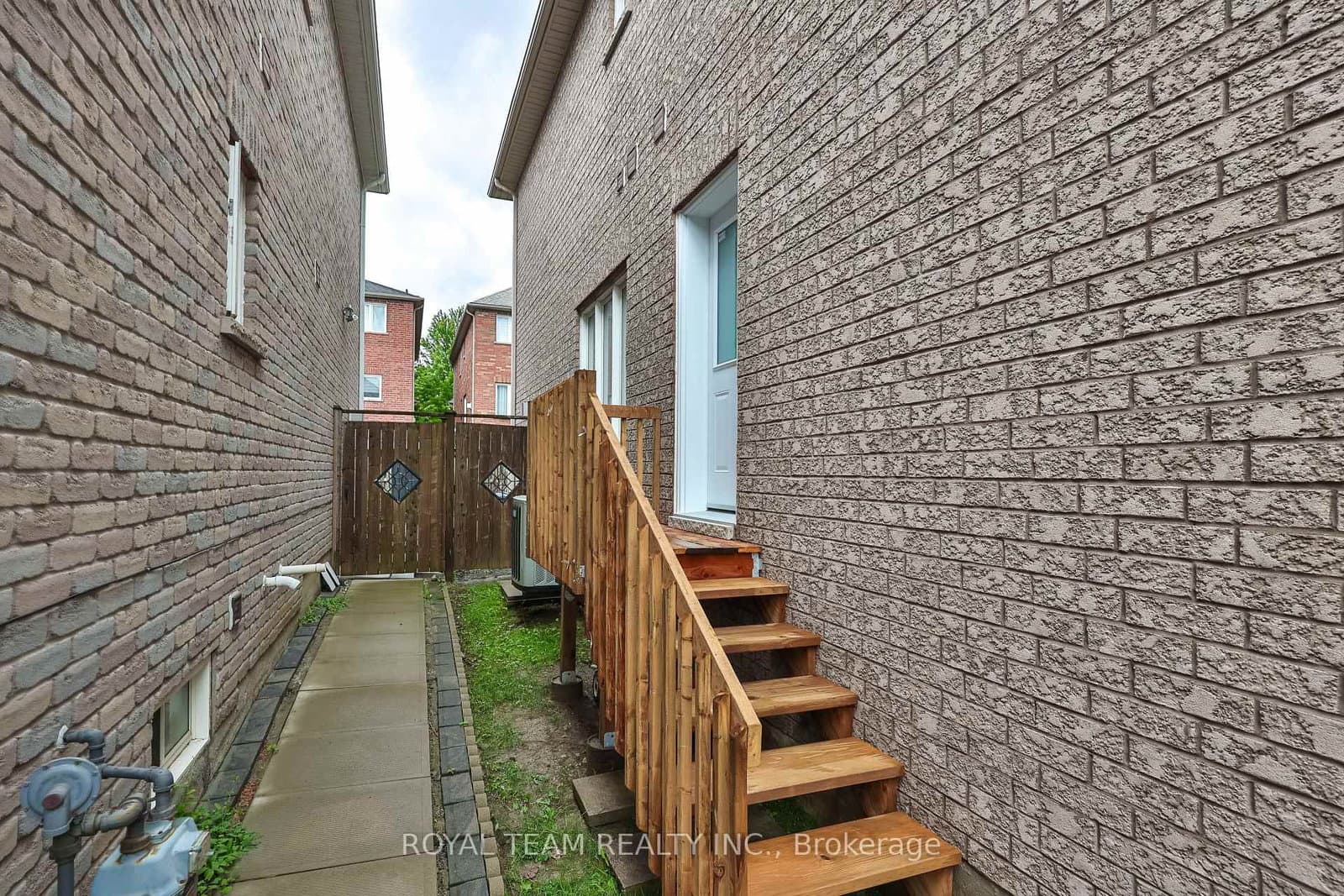12 Spring Arbour Road thumbnail 31