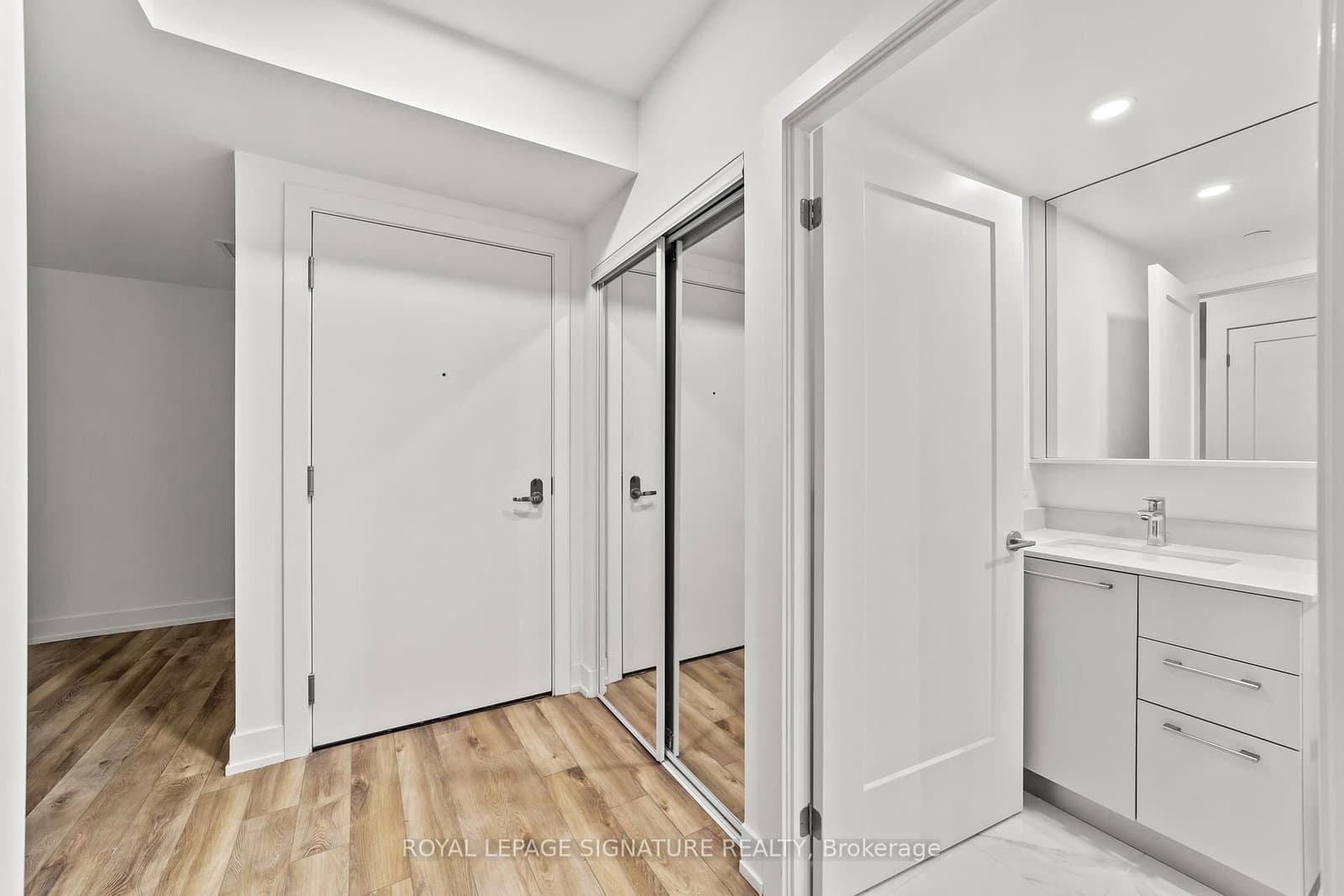 9 Clegg Road, Unit 501 thumbnail 5