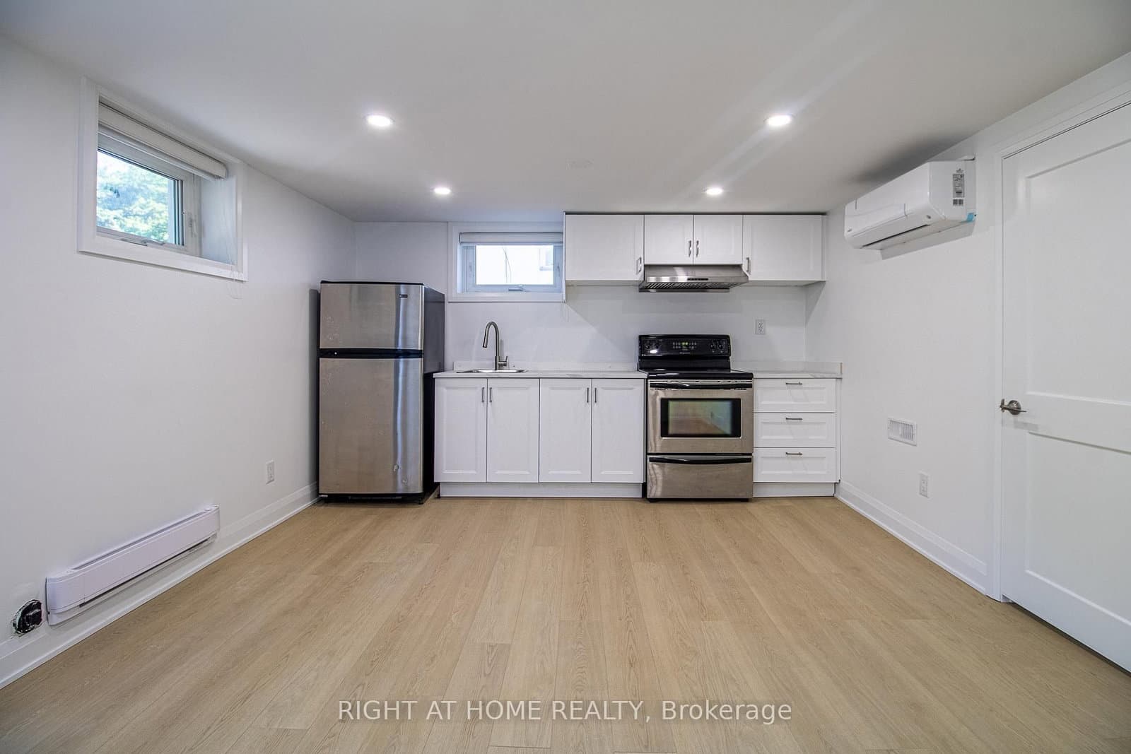 88 Highland Park Boulevard, Unit 2 thumbnail 6