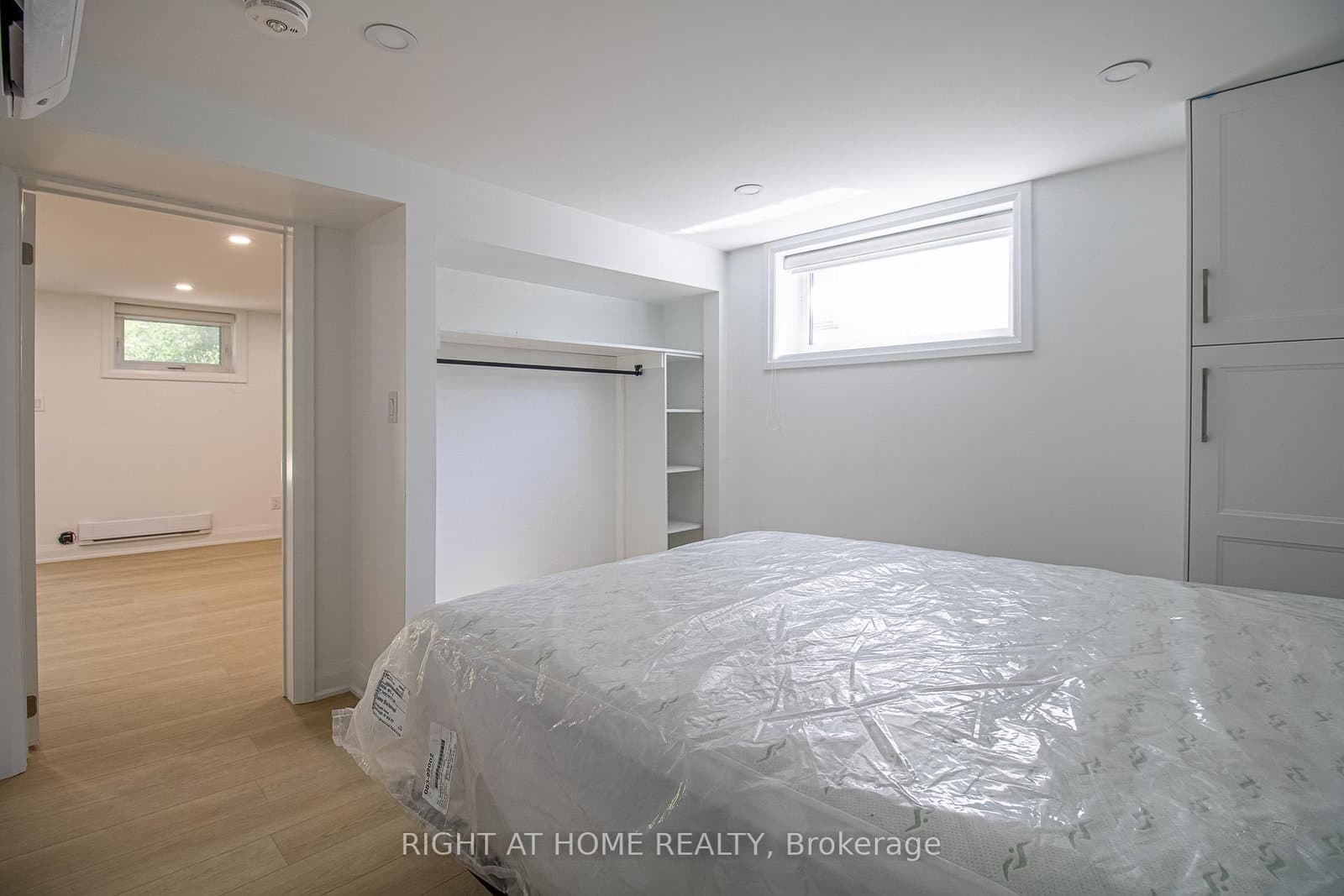 88 Highland Park Boulevard, Unit 2 thumbnail 7