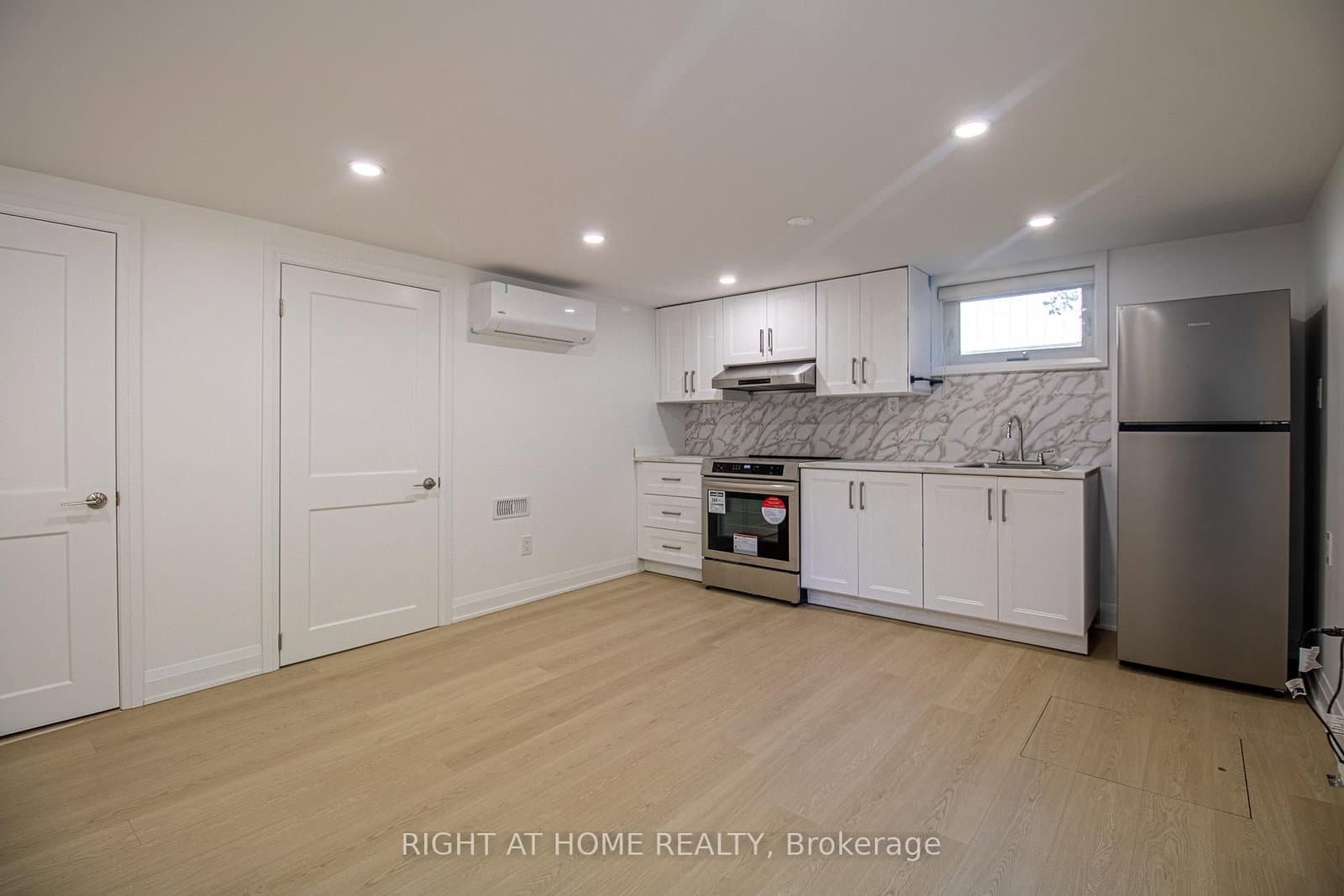 88 Highland Park Boulevard thumbnail 2