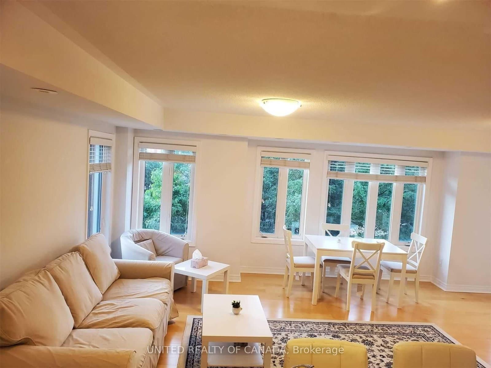 312 John Street, Unit 330 thumbnail 3