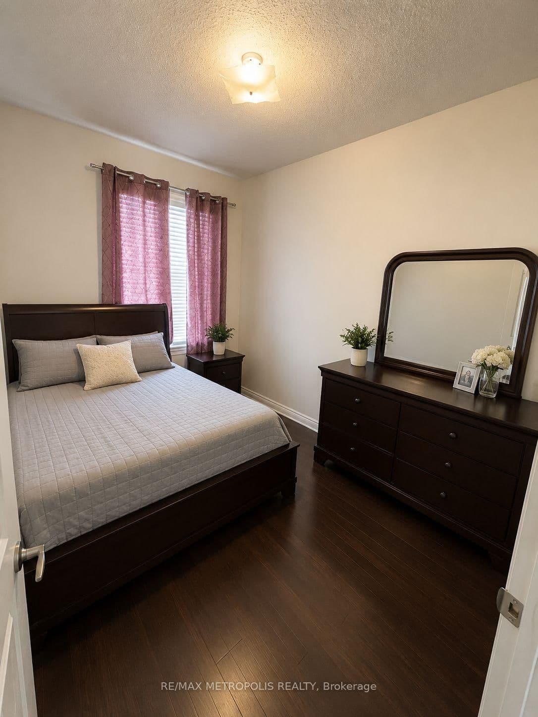 13 Mohandas Drive, Unit MAIN & UPPER thumbnail 5