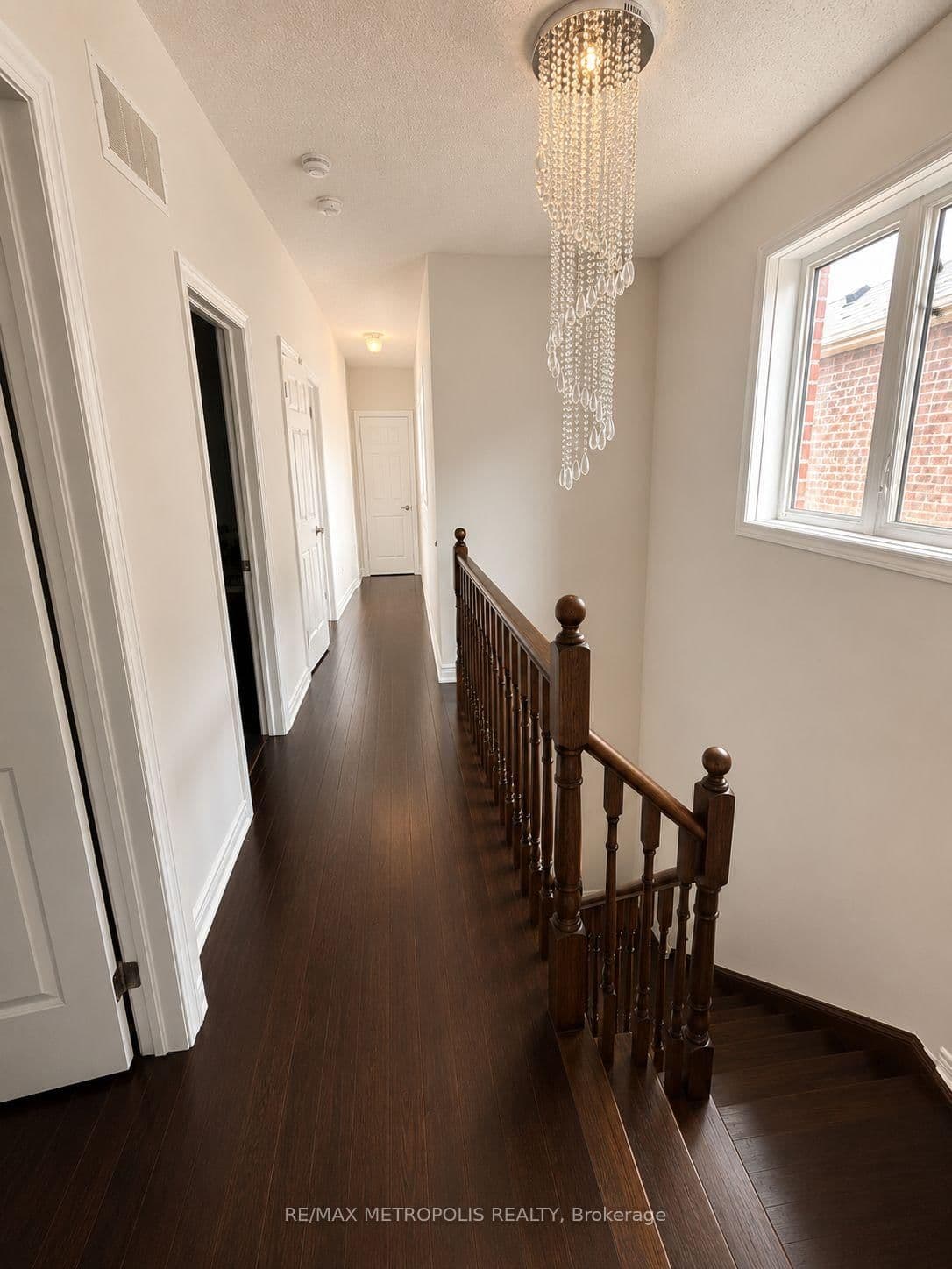 13 Mohandas Drive, Unit MAIN & UPPER thumbnail 8