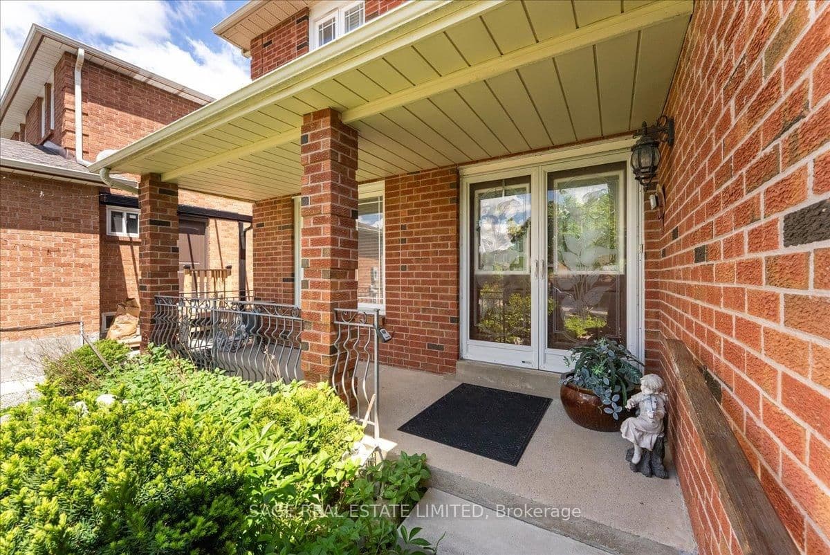 116 Butterfield Crescent thumbnail 3