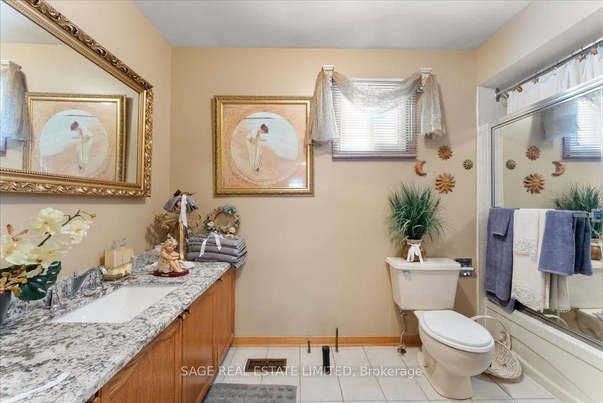 116 Butterfield Crescent thumbnail 33