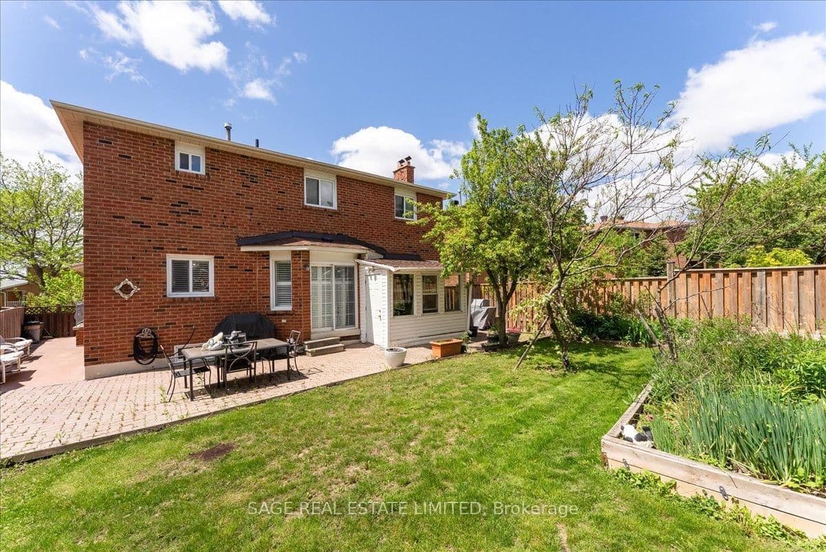 116 Butterfield Crescent thumbnail 42