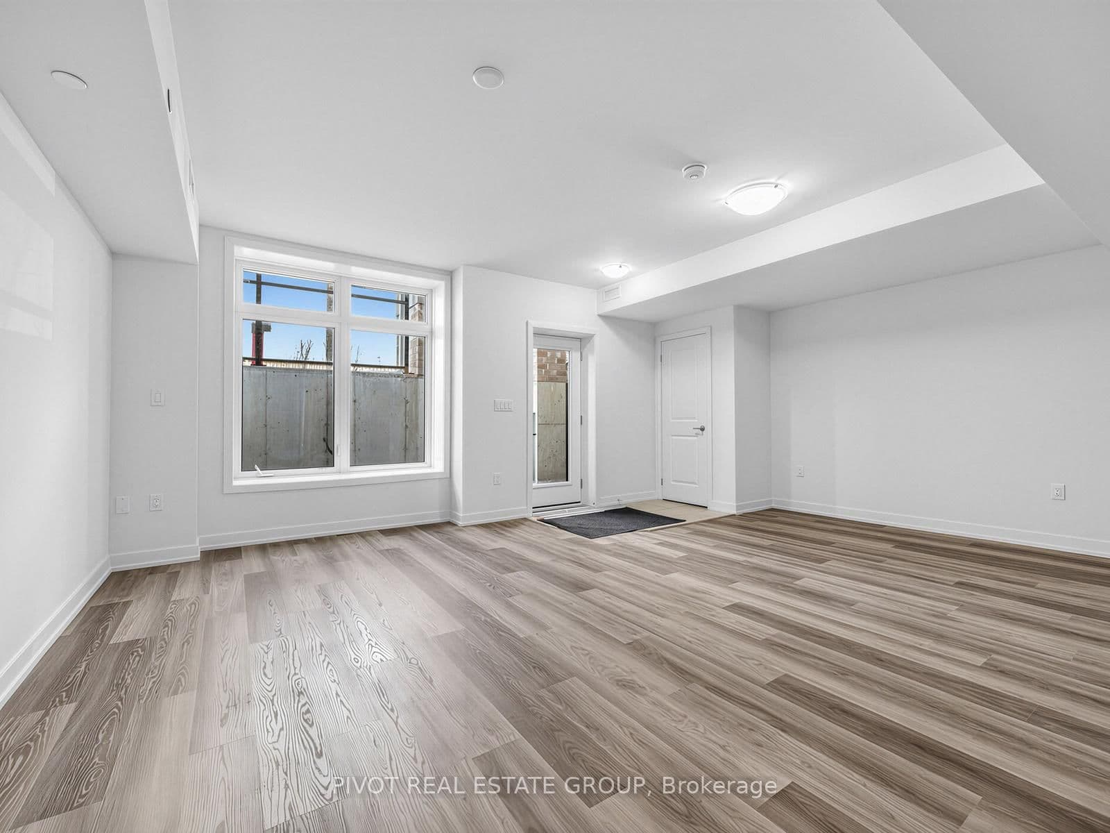 56 Elizabeth Street S, Unit 1101 thumbnail 4
