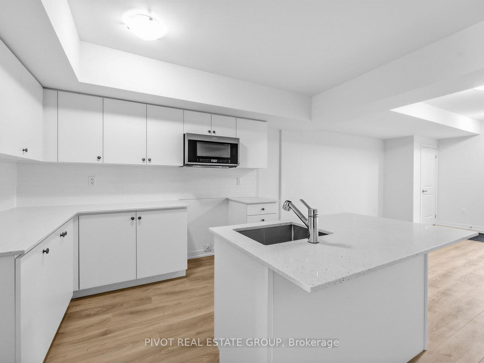 56 Elizabeth Street S, Unit 1104 thumbnail 15