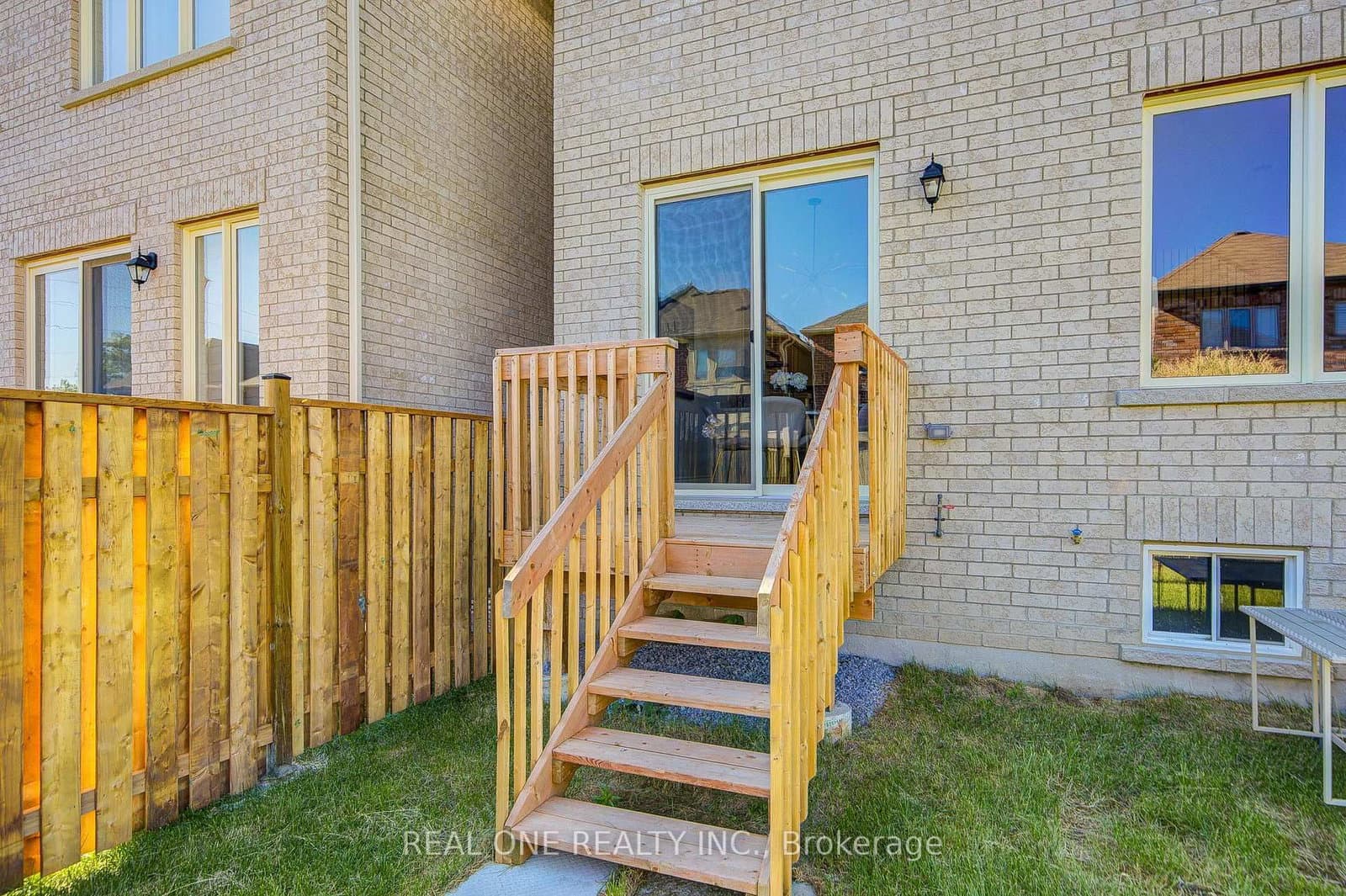 99 Kenneth Rogers Crescent thumbnail 36