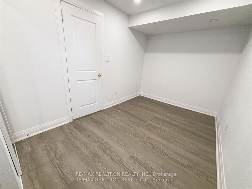 225 Webb Street, Unit BASEMENT thumbnail 8